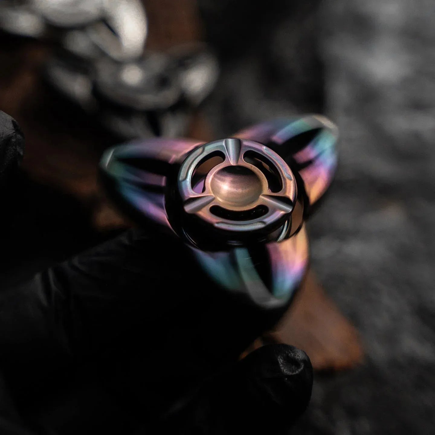 Shadow fidget spinner