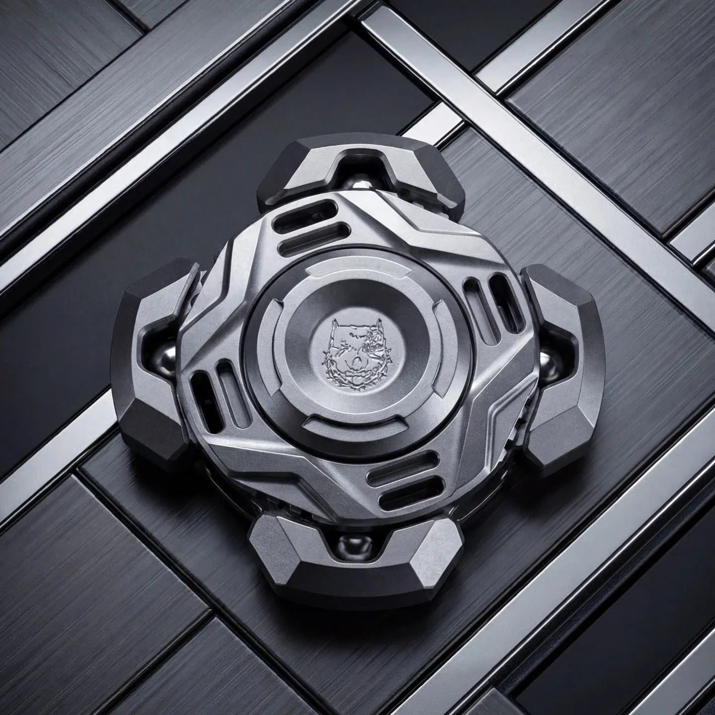 Ares Spinner