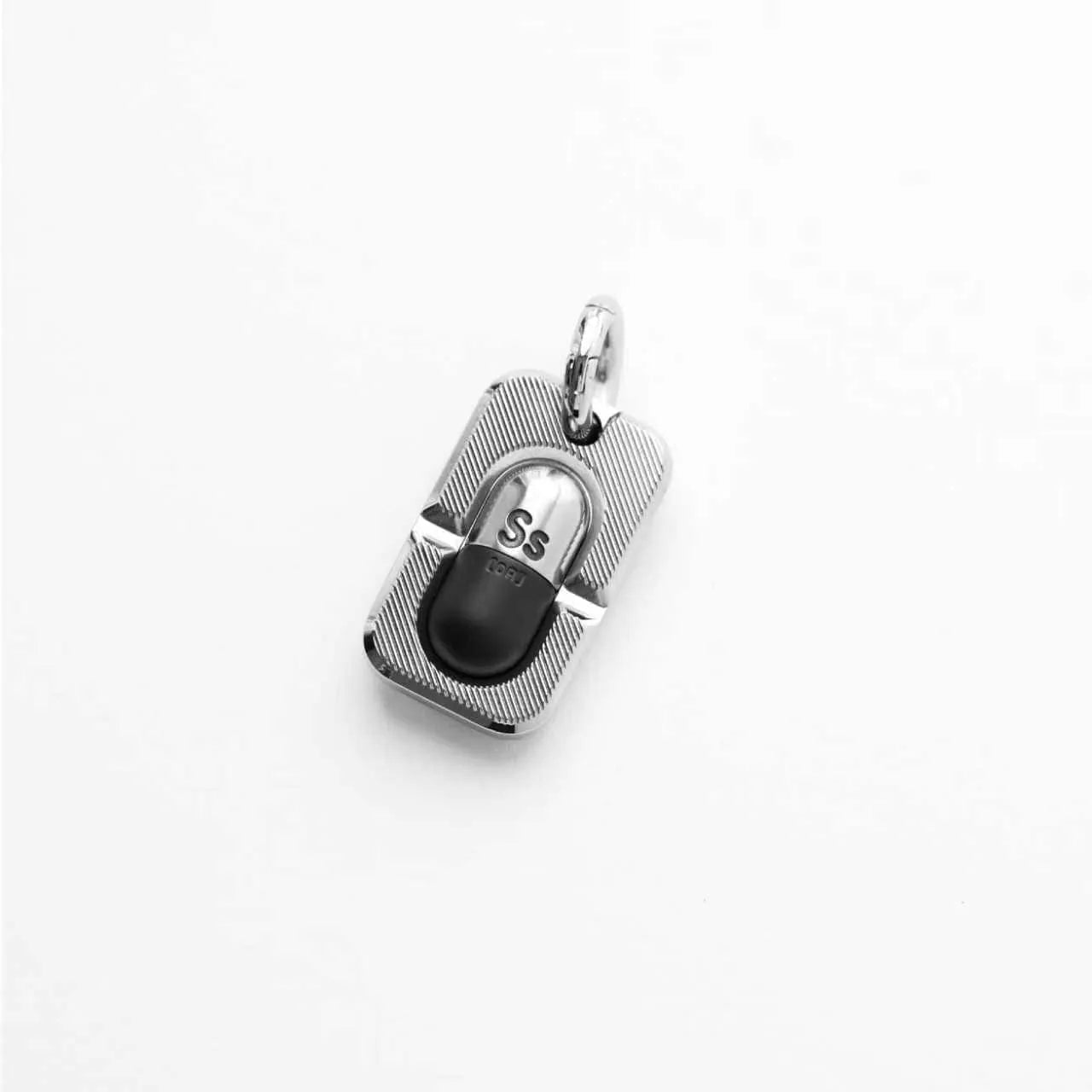 Capsule Pendant