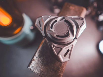 Cerberus Spinner