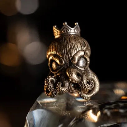 Cthulhu lanyard bead