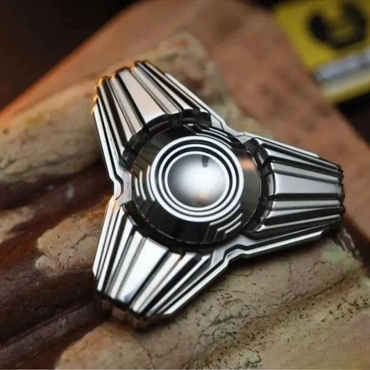 Edgeless fidget spinner