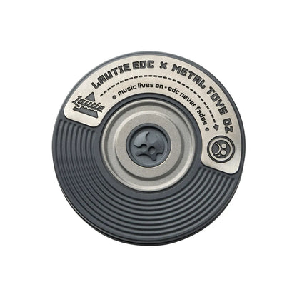 Show hand Mechanical Coin