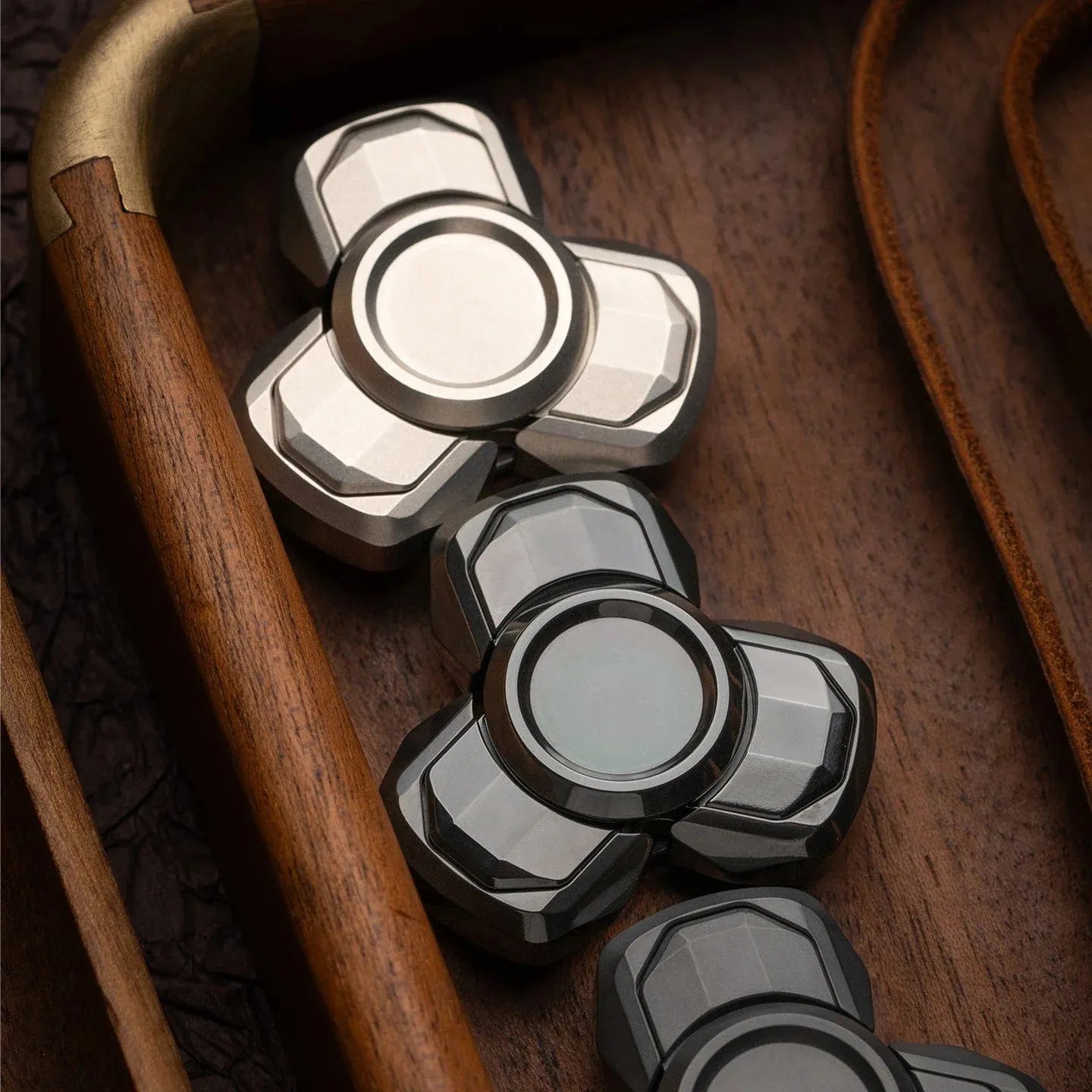 Xuan Jia  fidget spinner toy